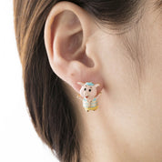 A PIERCED EARRING小猪三儿子