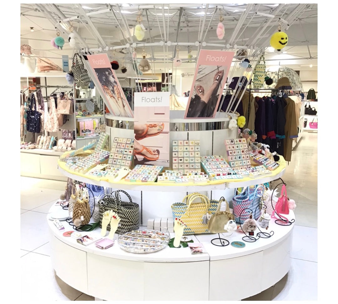 池袋西武百貨店2階　POP UP