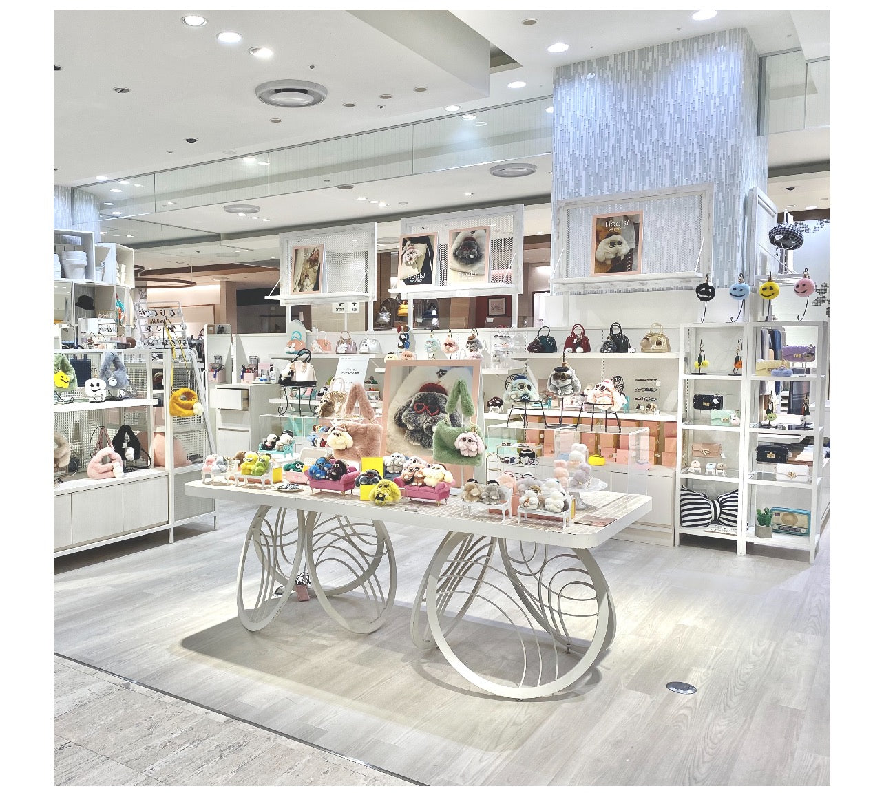 POP UP SHOP