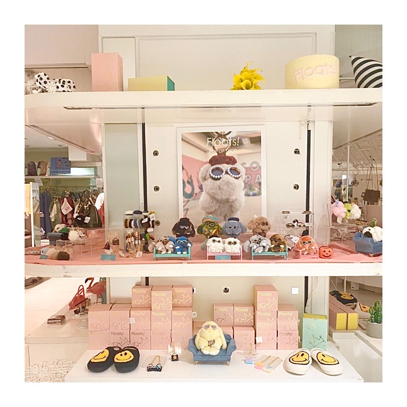 池袋西武百貨店2階 POP UP