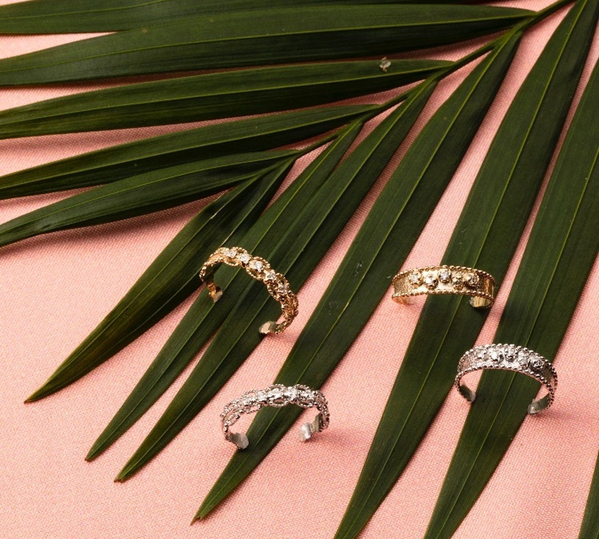 トゥーリング（Toe Ring）とは？意味・起源・素材を解説 | Floats! | Maison Clannie