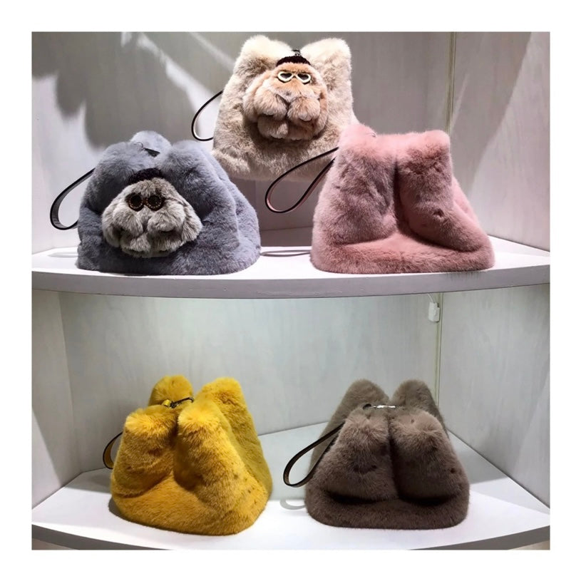 新宿マルイ1階　POP UP