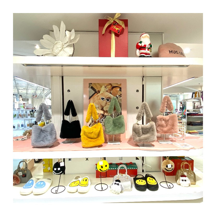 池袋西武百貨店2階　POP UP