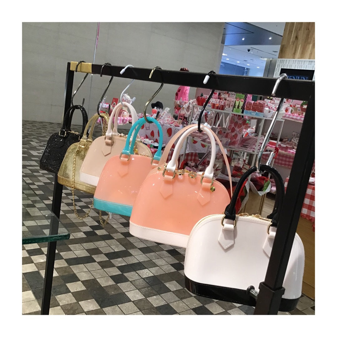 POP UP SHOP
