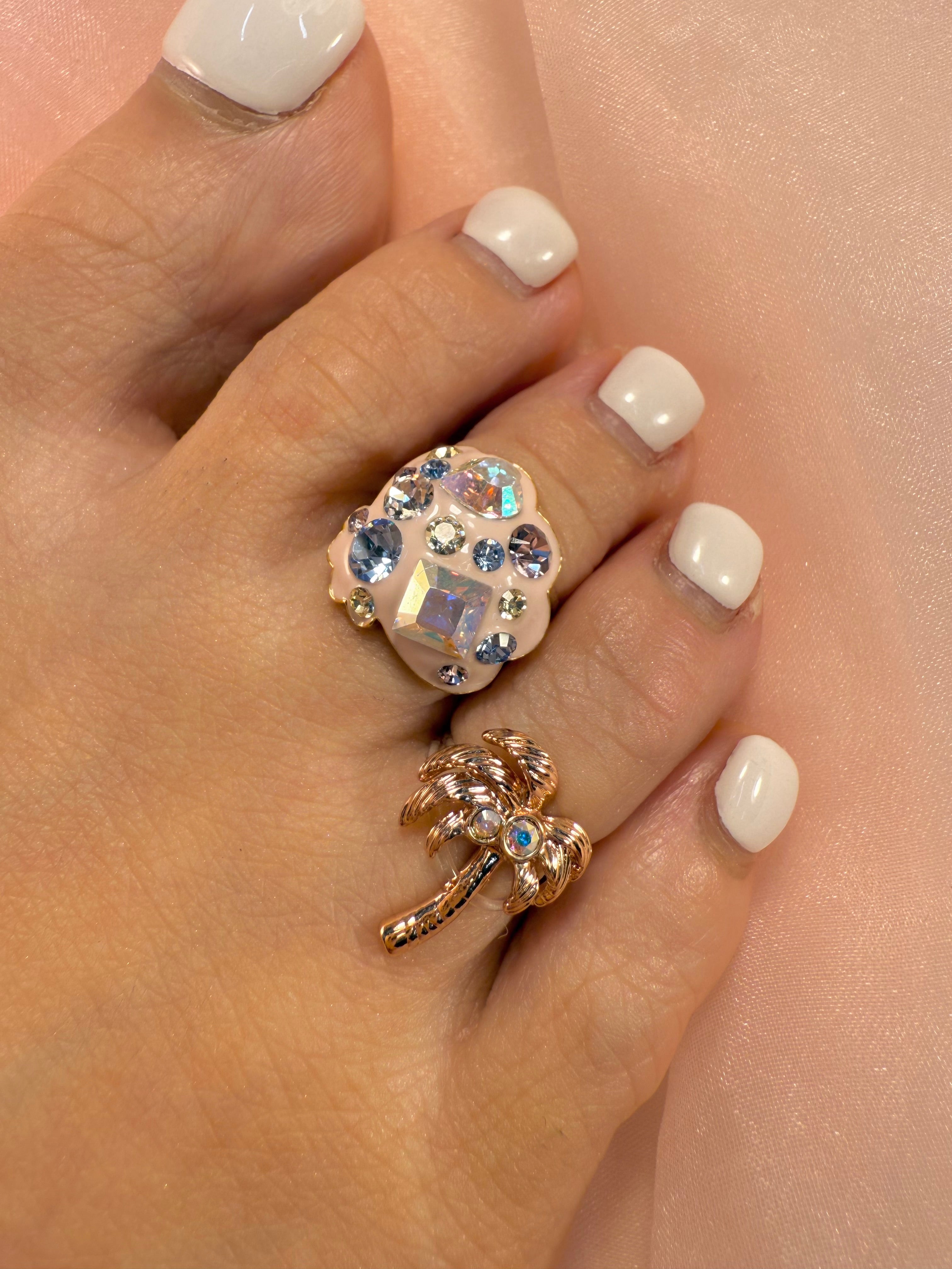 Mare YG Blue Toe Ring 