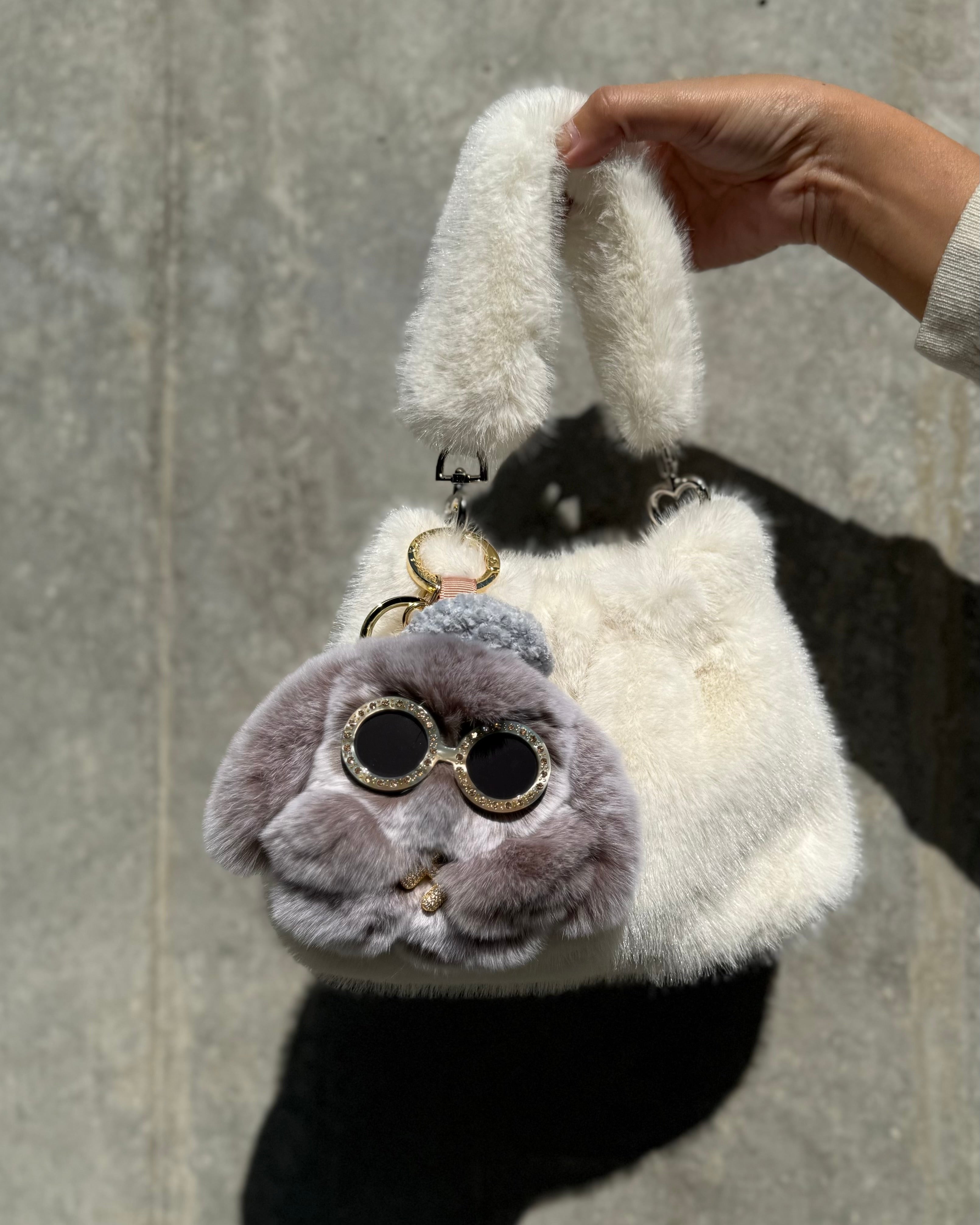 moff moff bag charm S hojicha milk