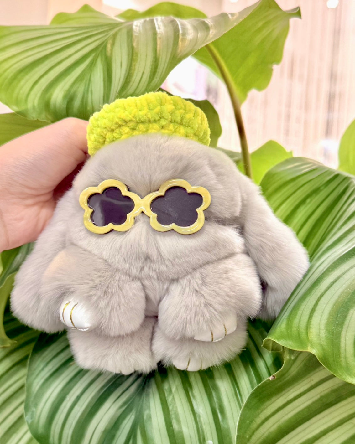 Fluffy outfit bag charm M No.194