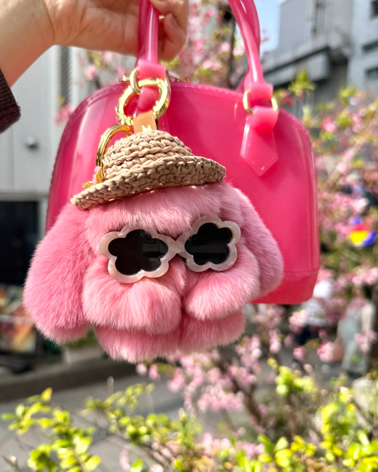Fluffy outfit back charm S No.207