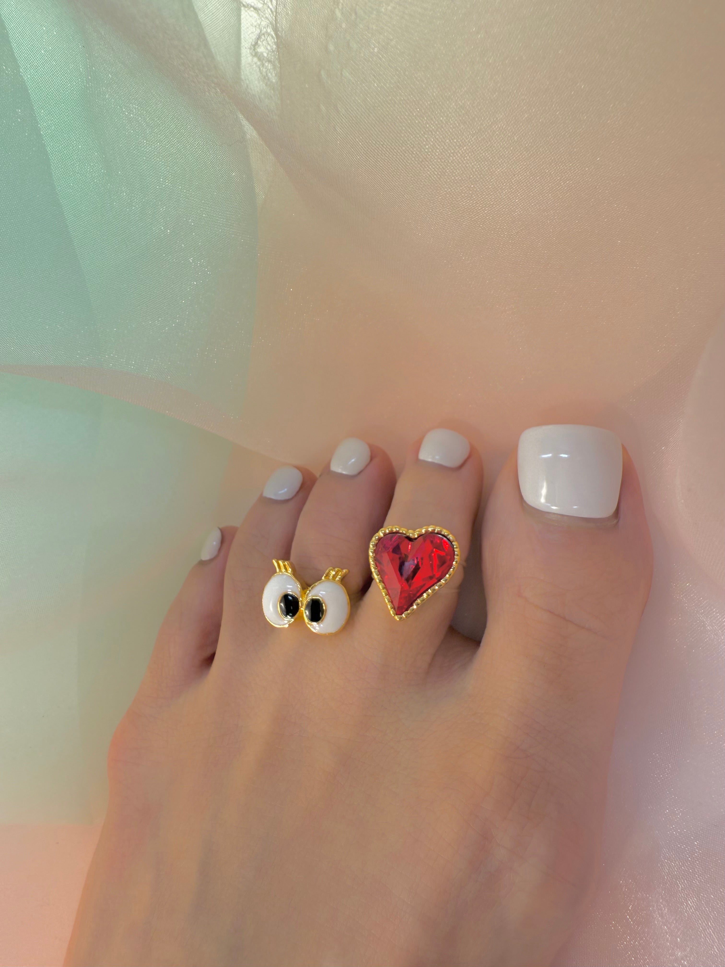 Girls Eyes Toe Ring 