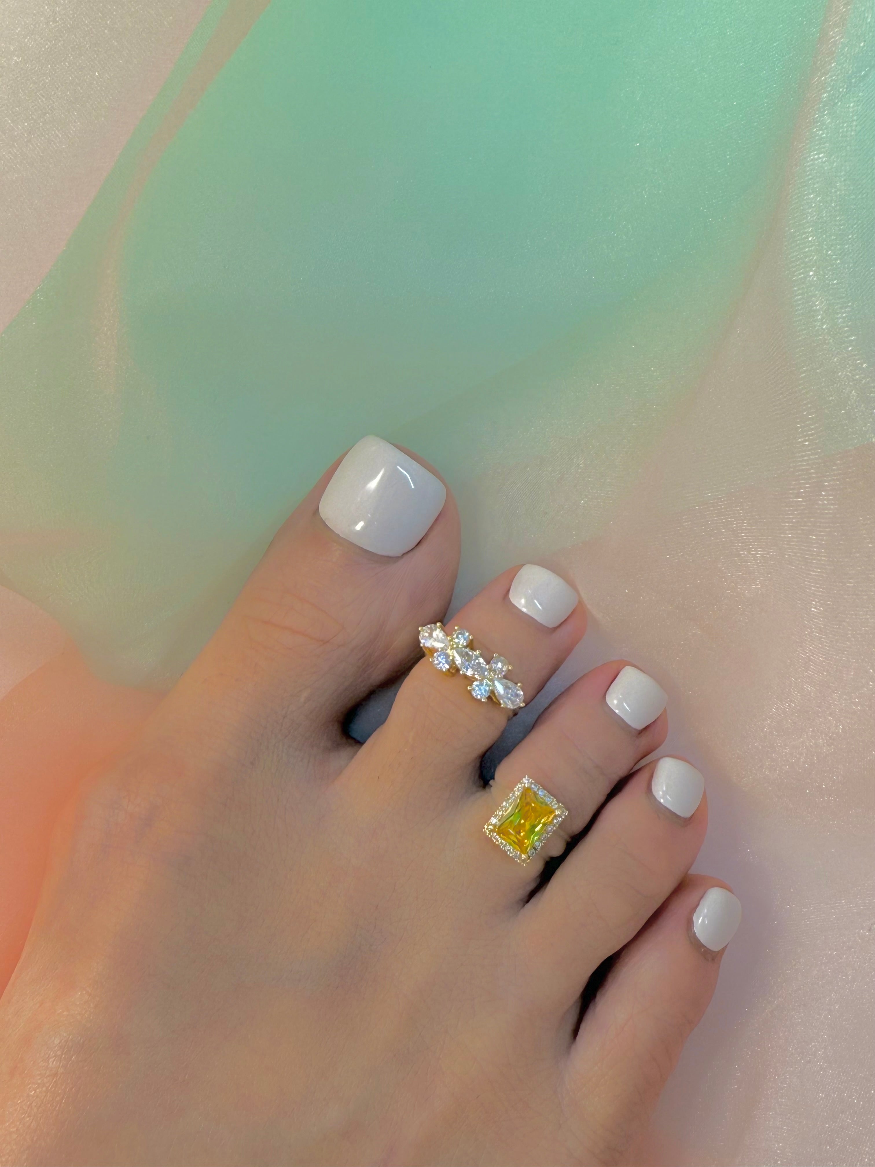 Maens 2 YG Toe Ring 