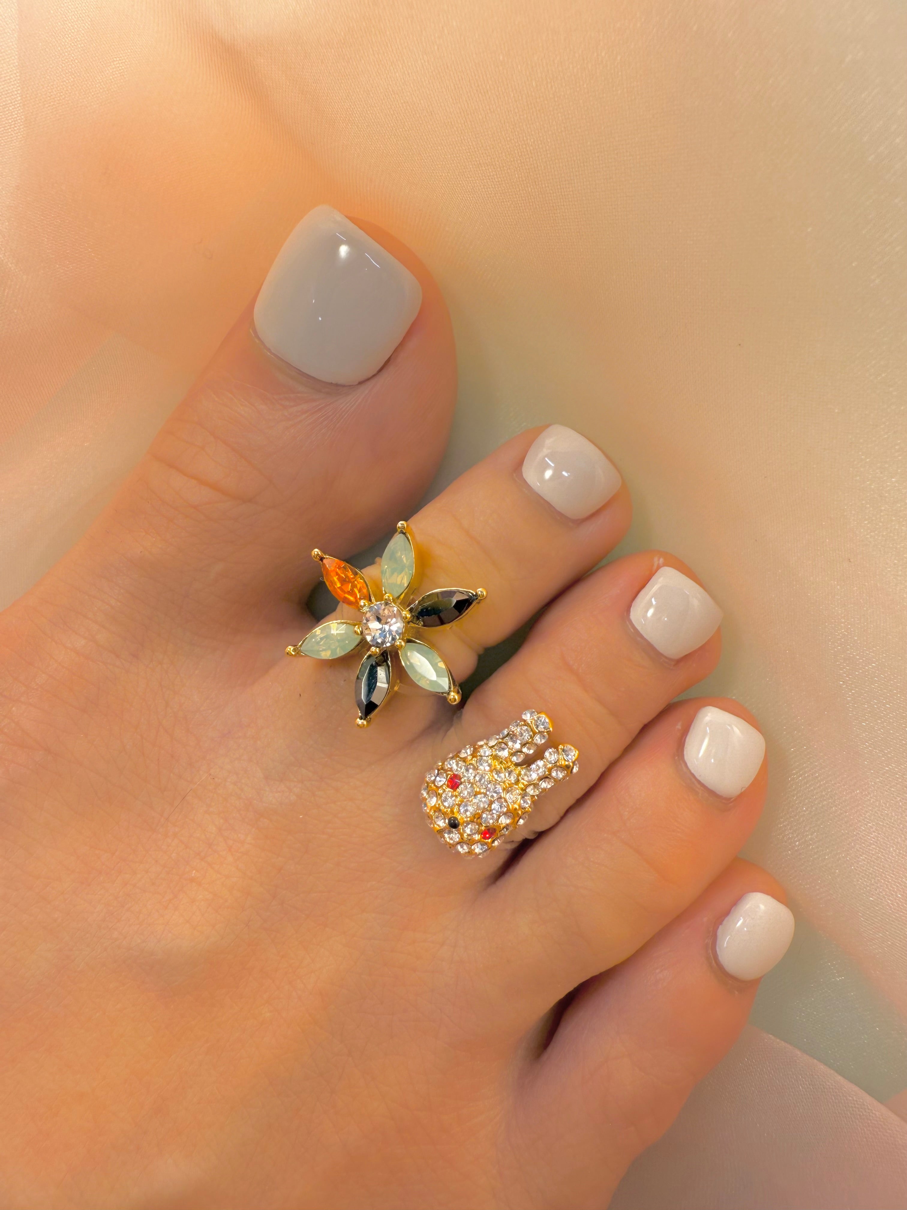 Marionette YG Chrysolite Mix Toe Ring 