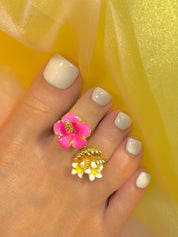 Hibiscus S Neon Pink Toe Ring 