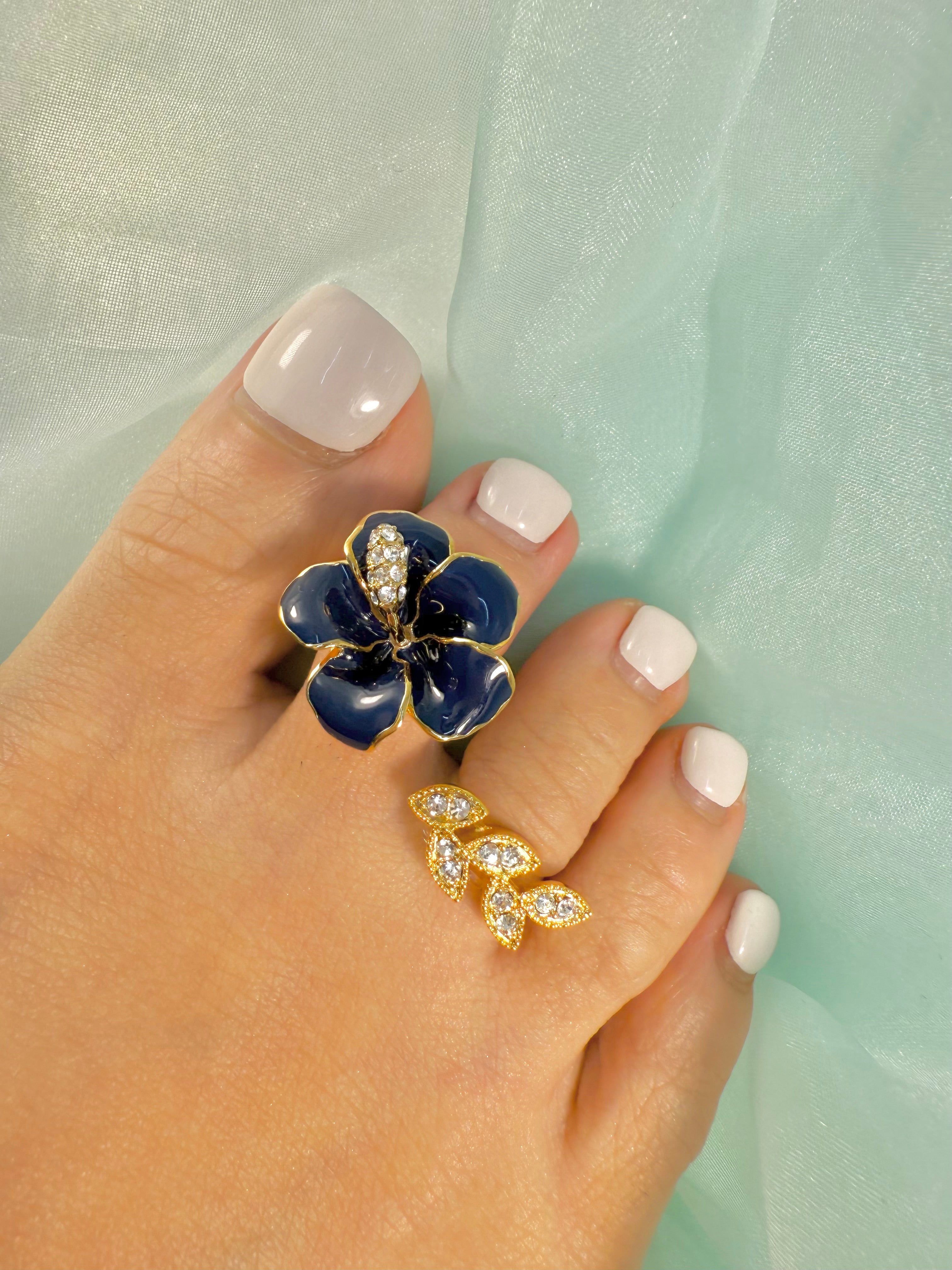 Laurel YG Crystal Toe Ring 