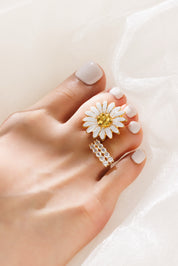 Marguerite L YG White  Toe Ring 