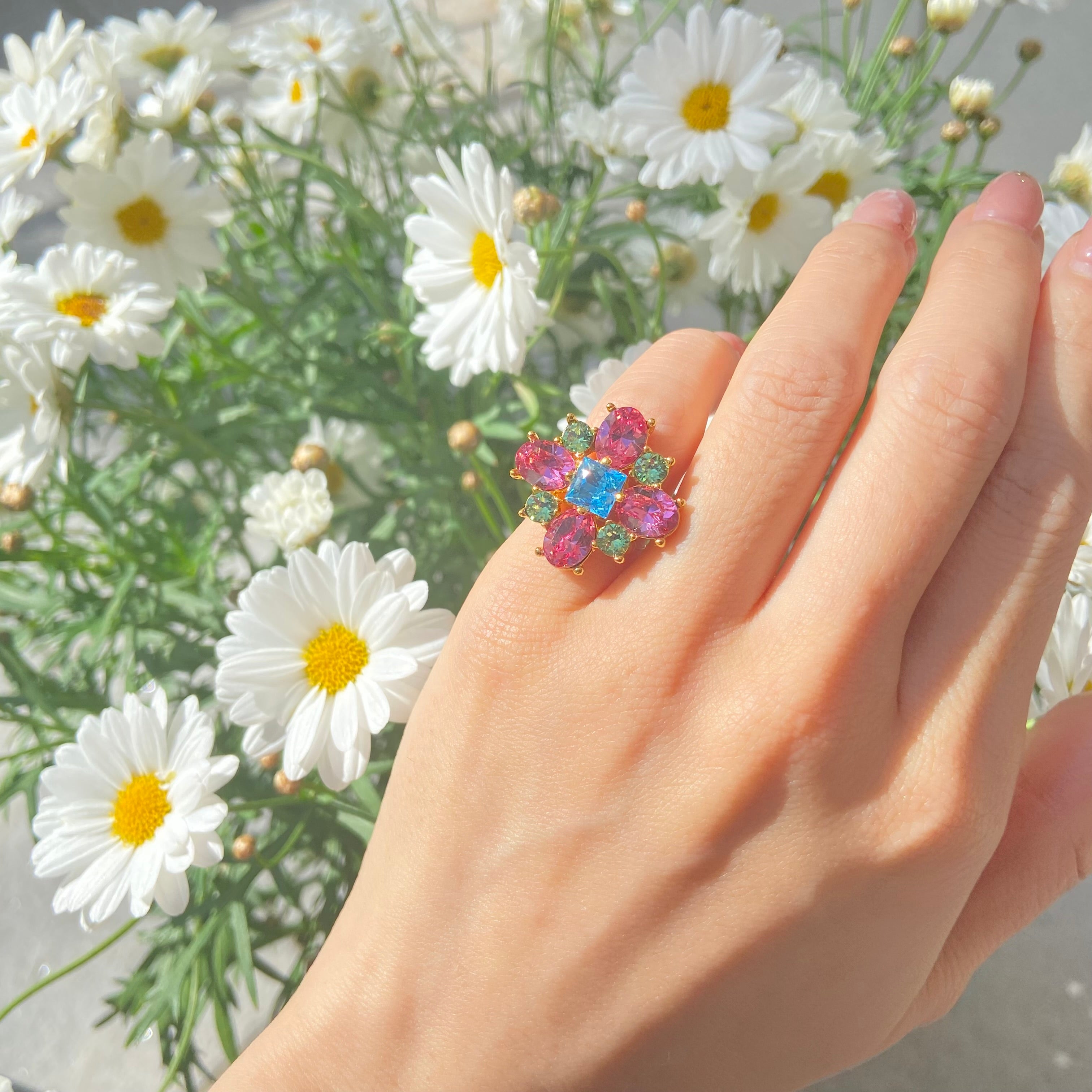 Victoria YG Rose Ring