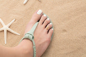 Initial SV925 YG B Toe Ring 