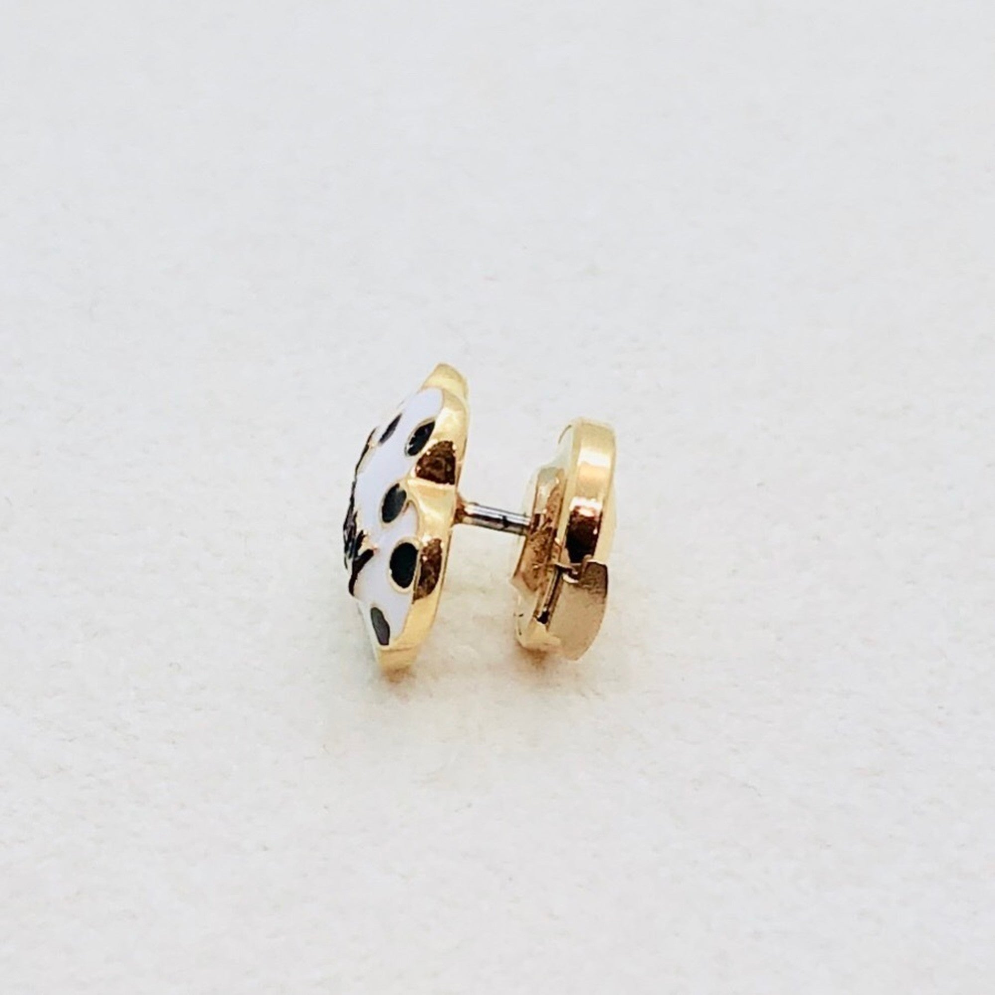 Happy YG White Jewel Pins