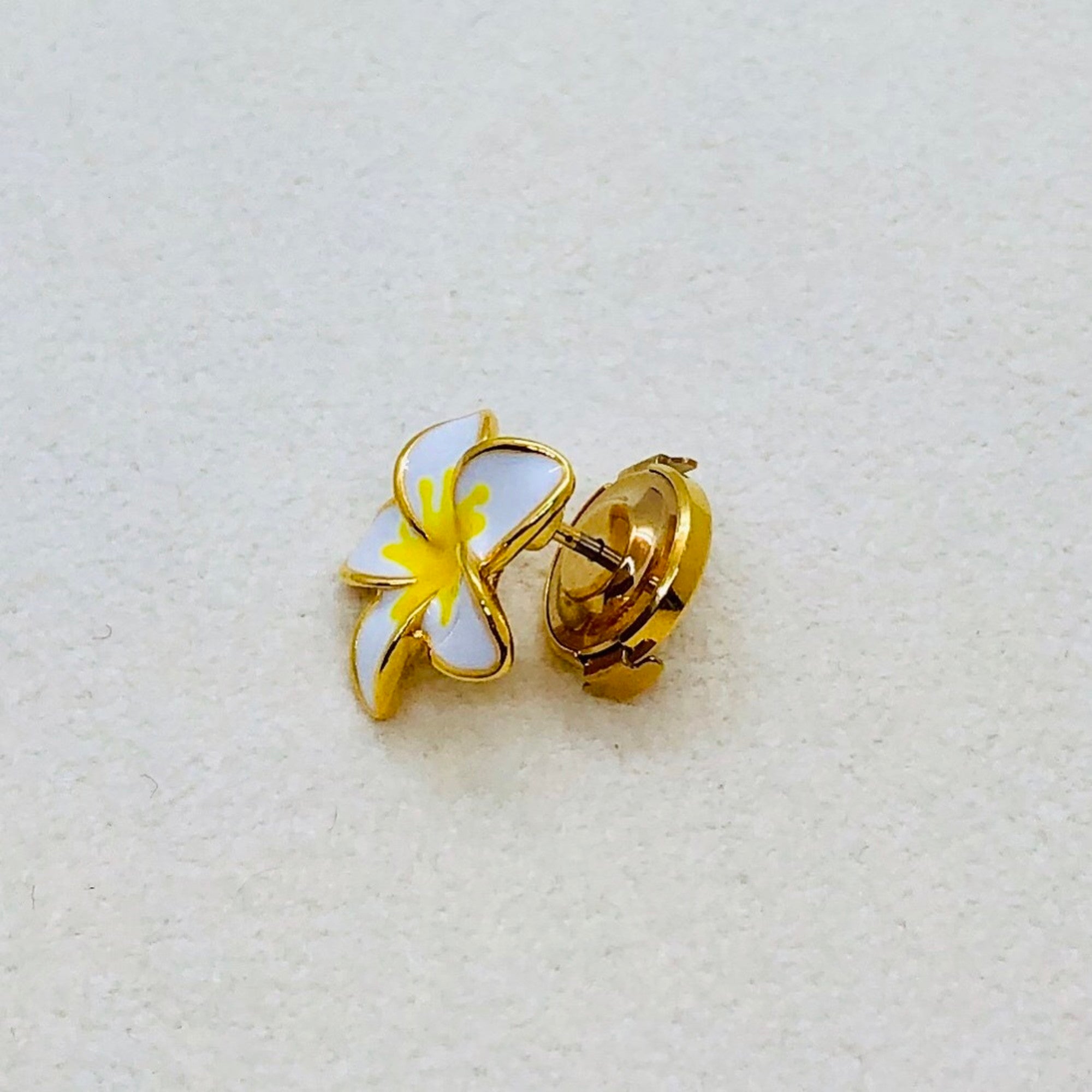 Plumeria S YG White Yellow Jewel Pins