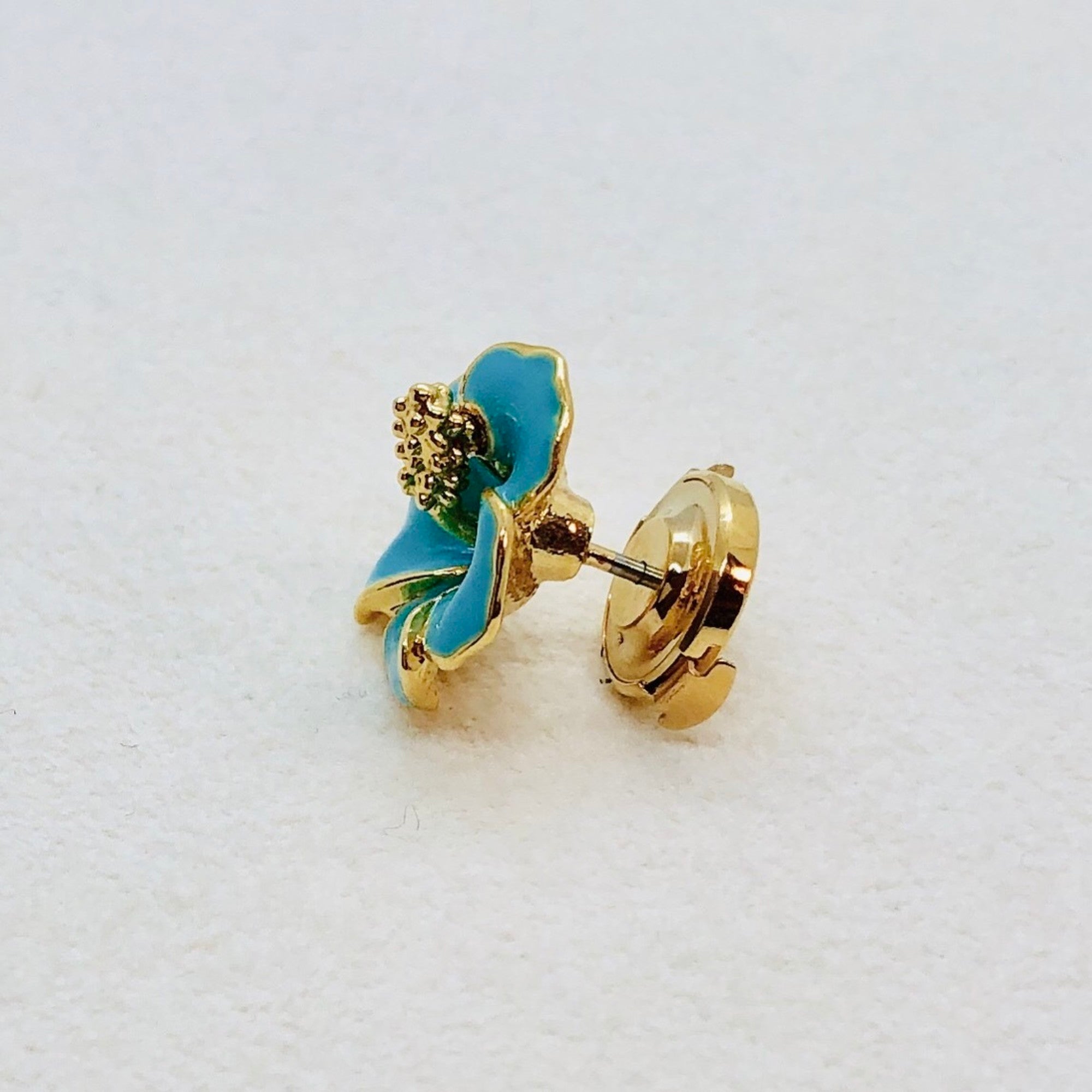 Hibiscus S YG Blue Jewel Pins